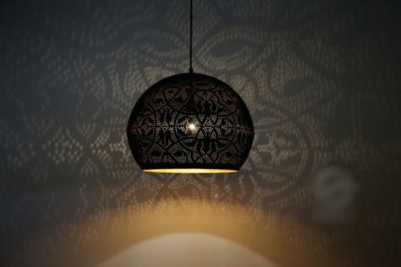 Oosterse hanglamp | Marokkaanse lampen | Filigrain | Metaal | Zwart | Goud | Oosterse lampen online